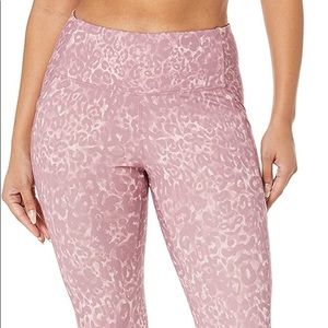 💕DANSKIN💕 Pink Leopard Sculpt Leggings